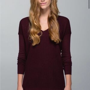 Lululemon The Sweater Life
Heathered Bordeaux Drama